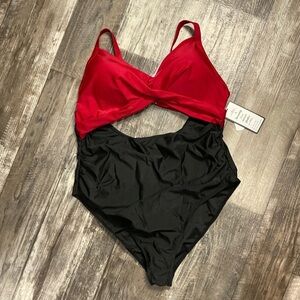 Retro Stage Red and Black Women's Swimsuit XXL